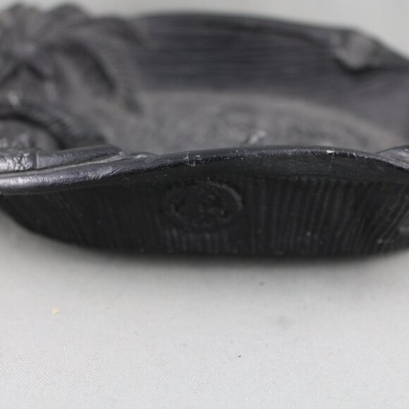 Vintage Coco Joe's Ashtray - Coco Joe on the Beach - Made with Lava - Picture 5 of 5